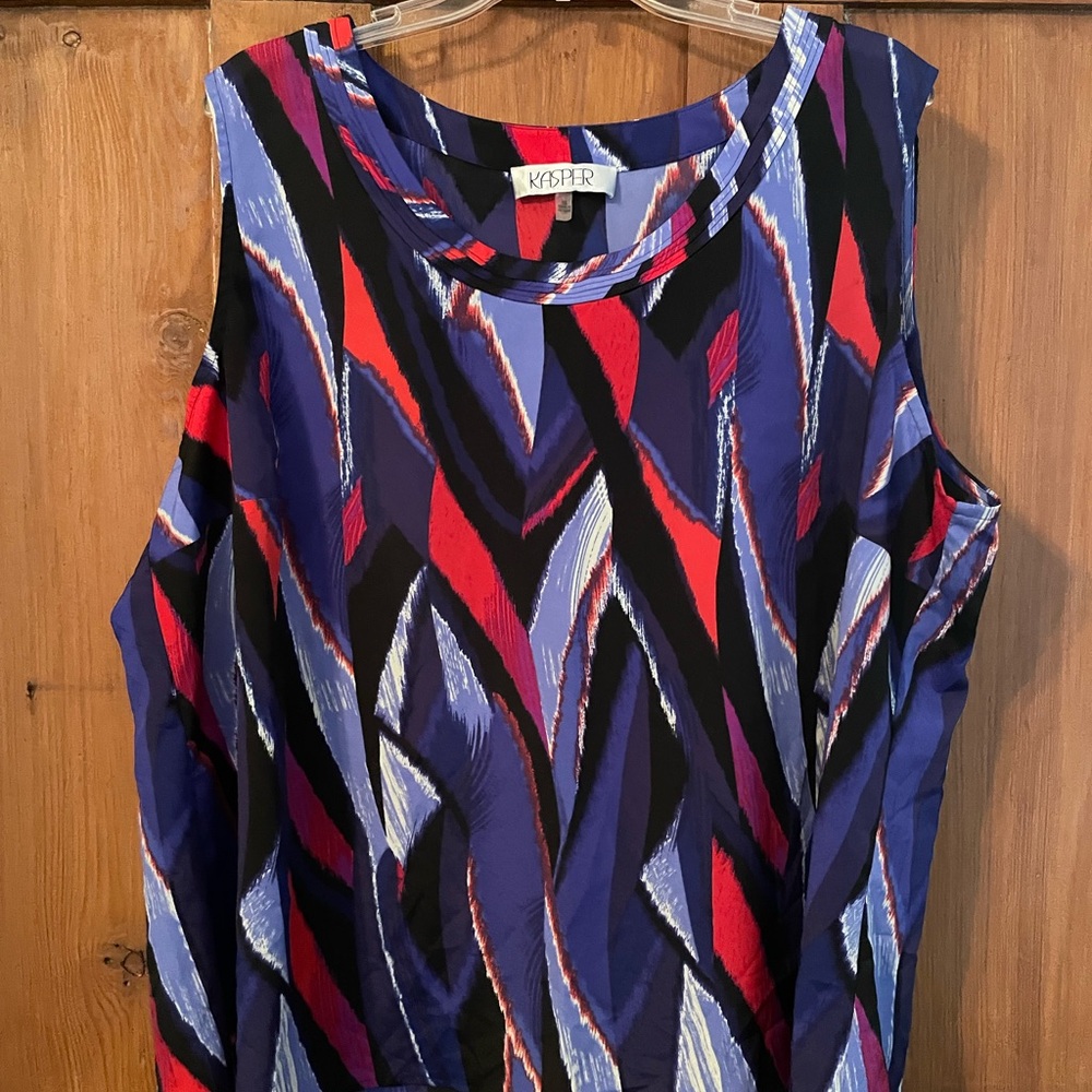 Kasper Sleeveless Top with Blue and Red Abstract Design Size 3X